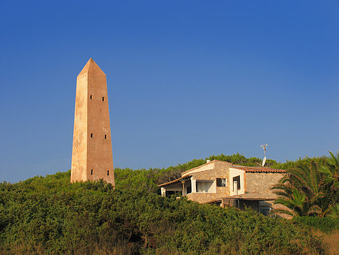 Foto Obelisk am Strand - 